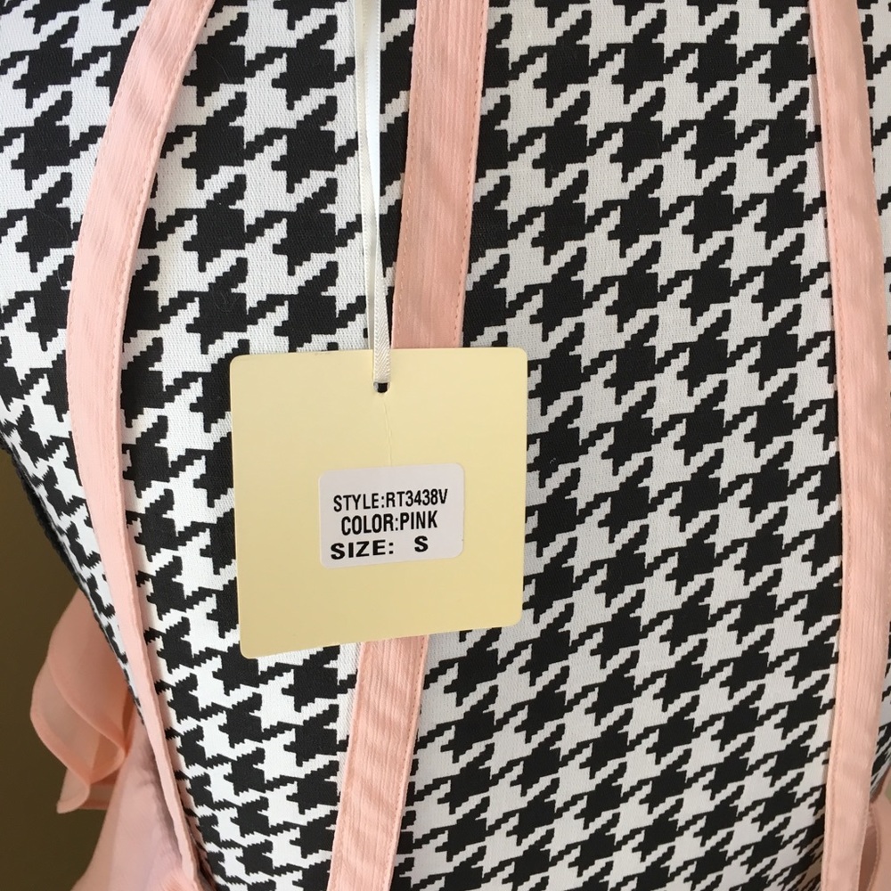 Peach/Pink Ruffle Blouse - Picture 8 of 8